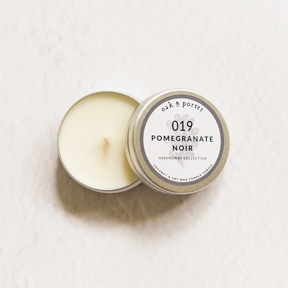 Pomegranate Noir Sample Candle – Oak & Porter